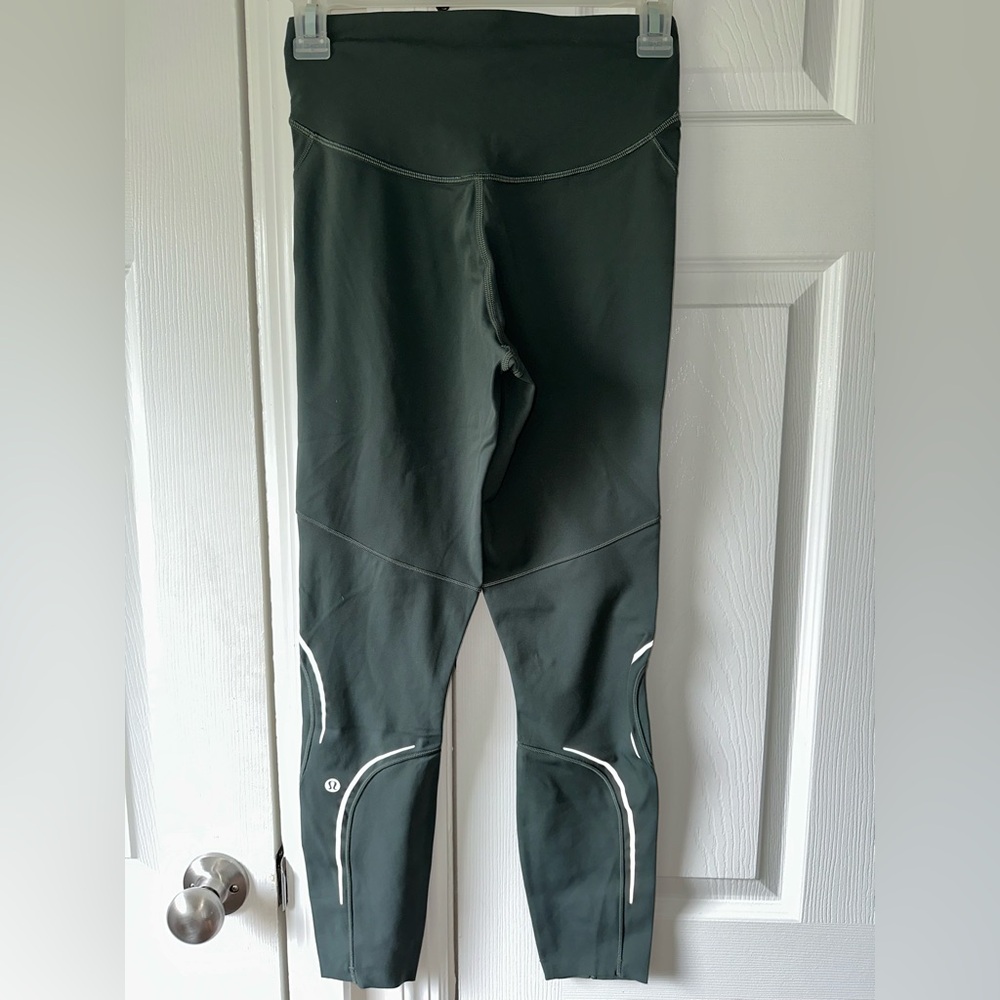 Lululemon base pace reflective legging